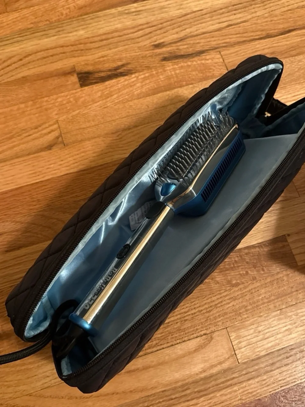 BaByliss PRO CryoCare ColdBrush - Silver and Blue Accents